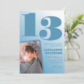 Blauer Verlauf 13. Geburtstag Einladungen Boy Foto (Stehend Vorderseite)