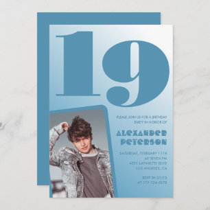 Blauer Verlauf 19. Geburtstag Einladungen Boy Foto