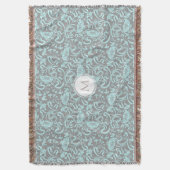 Blauer Vintager Blumenmuster Monogramm-Blanket Decke (Vorderseite Vertikal)
