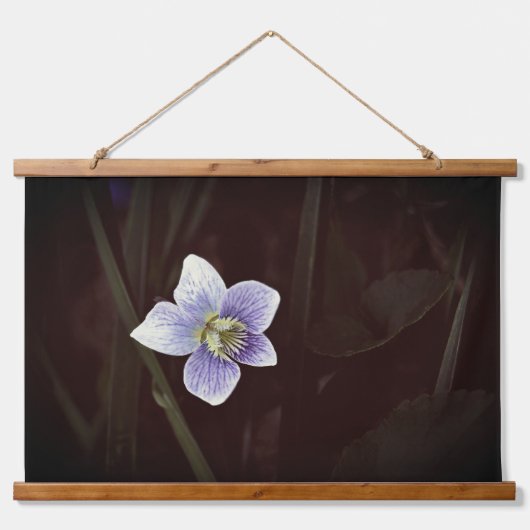Blauer Violet Blume Natur Wandteppich Mit Holzrahmen (Vorne)