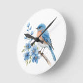 Blauer Vogel mit blauen Blumen Runde Wanduhr (Winkel)