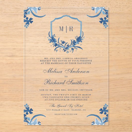 Blauer Wappen Monogram Hochzeit Acryleinladungen (Vorderseite)