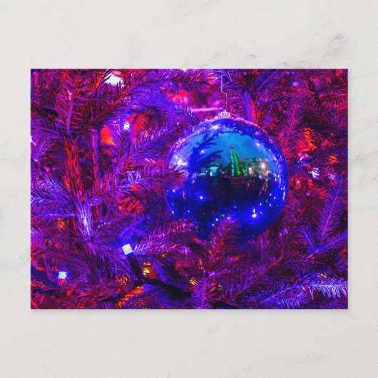 Blauer Weihnachtsball, Lila Baum Postkarte (Vorderseite)