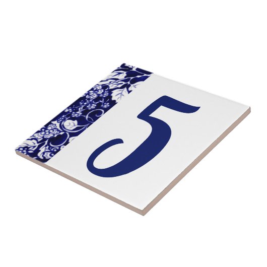 Blauer Weißer Berry Blume Hausnummer Vorlage Fliese (Seite)