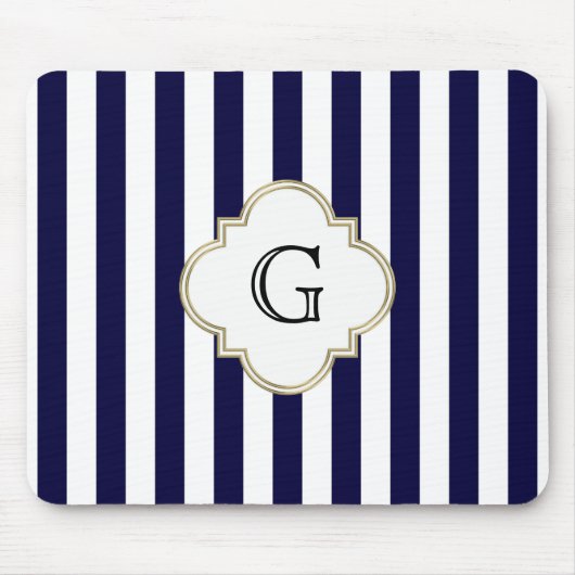 Blauer weißer Streifen, weißes Monogramm-Etikett Mousepad (Vorne)