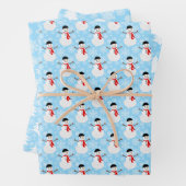 Blauer Winter Snowman Bäume und Schneeflocken Geschenkpapier Set (Beispiel)
