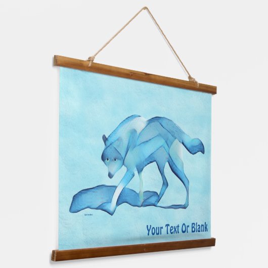 Blauer Wolf auf Schnee Wandteppich Mit Holzrahmen (Gewinkelt)