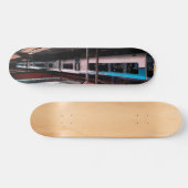 Blauer Zug Skateboard (Horizontal)