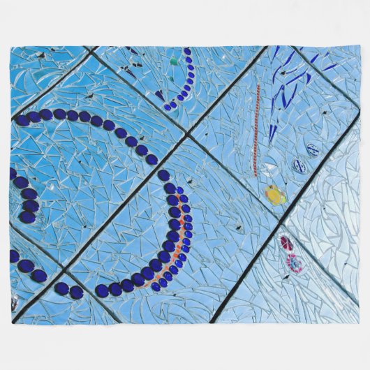 Blaues Abstraktes Mosaik Fleecedecke (Vorderseite (Horizontal))