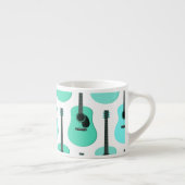 Blaues Akustikgitarre-Muster Espressotasse (Rechts)