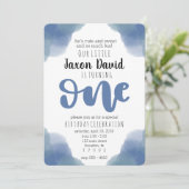 Blaues Aquarell-erste Geburtstags-Einladung Einladung (Stehend Vorderseite)