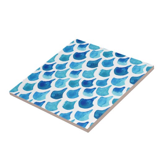 Blaues Aquarell-Skala-Muster Fliese (Seite)
