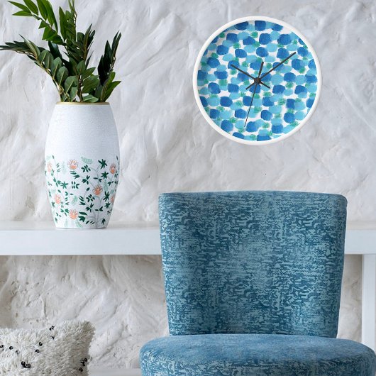 Blaues Aquarellbild an der Küste Weißer Rahmen Uhr