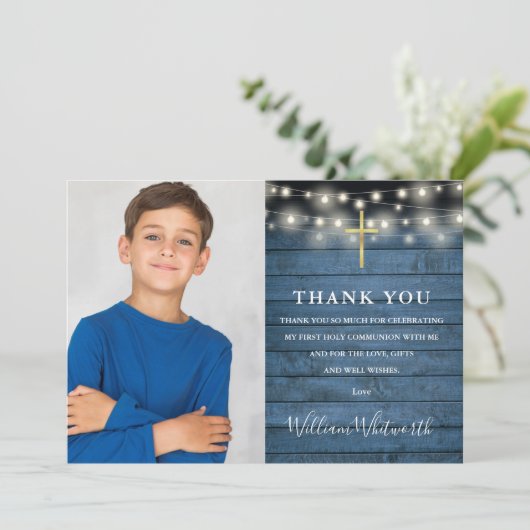 Blaues blaues Foto mit rustikalen String-Lights Dankeskarte (Stehend Vorderseite)