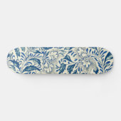 Blaues Blumenmuster Antikes asiatisches Design Skateboard (Horizontal)
