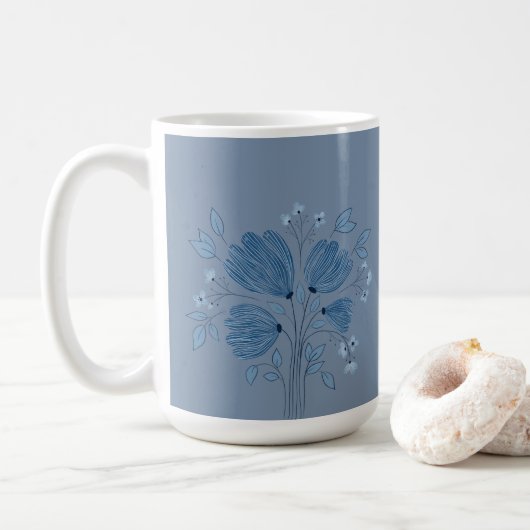 Blaues Blumenmuster auf verblasstem blauen Denim Kaffeetasse (Mit Donut)