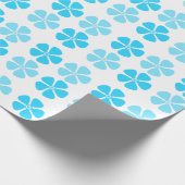 Blaues Blumenmuster Geschenkpapier (Ecke)