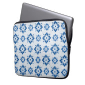 Blaues Blumenmuster Laptopschutzhülle (Vorderseite Links)