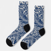 blaues Blumenmuster mit vielfältigen Blättern und Socken (Linkes Detail)
