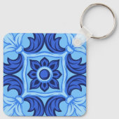 Blaues Blumenmuster Vintages Mittelmeer Schlüsselanhänger (Rückseite)