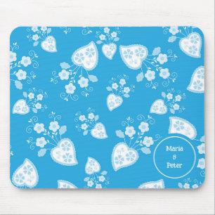 Blaues Blütenherz mit Blume Mousepad