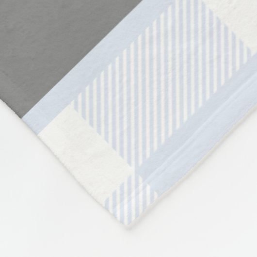 Blaues Büffel-Karo-Familien-Pastellmonogramm Fleecedecke (Ecke)