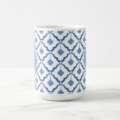 Blaues chinesisches Keramik-Muster mit Monogramm Kaffeetasse (Mittel)