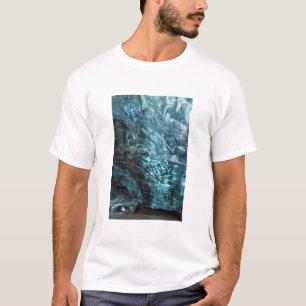 Blaues Eis einer Eishöhle, Island T-Shirt