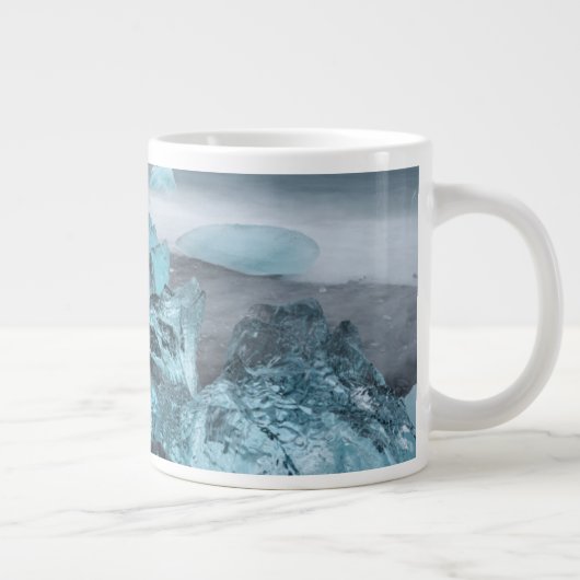 Blaues Eis in der Strandsaison, Island Jumbo-Tasse (Rechts)