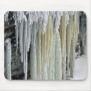 Blaues Eis und Grundwasser laufen aus; Tahquamenon Mousepad