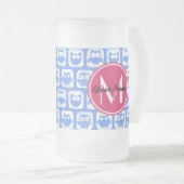 Blaues Eukalyptomuster Rosa Angepasstes Monogramm  Mattglas Bierglas (VorderseiteRechts)