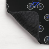 blaues Fahrrad auf schwarz Mousepad (Ecke)