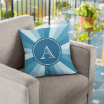 Blaues Farbrad für Personalisierte Namen Monogram Kissen<br><div class="desc">Dekorieren Sie Ihr Zuhause- oder Schlafzimmer mit diesem personalisierten,  trendigen Kissen,  das in Blautönen ein farbiges Radmuster aufweist. Passen Sie dies an,  indem Sie den Platzhalter-Text einfach ersetzen,  um Ihren Text hinzuzufügen. Für weitere Optionen,  wie zum Beispiel den Schriftart und seine Größe ändern,  klicken Sie auf die Schaltfläche "Anpassen".</div>