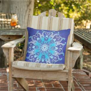 Blaues florales Mandala auf Grunge-Hintergrund. Kissen