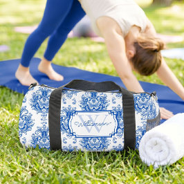 Blaues französisches Damast-Toile-Muster Name Mono Duffle Bag