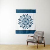 Blaues geometrisches Mandala weißer Hintergrund Wandteppich (Beispiel)