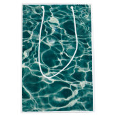 Blaues, gewelltes Brandwasser Mittlere Geschenktüte (Vorderseite)