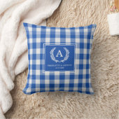 Blaues Gingham Monogrammwappen Kissen (Decke)