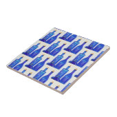 Blaues Glas Korkierte Flaschen Fliese (Seite)