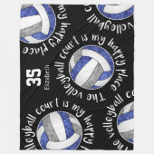 Blaues graues Volleyballfeld - Happy Place Mantra Fleecedecke (Vorderseite)