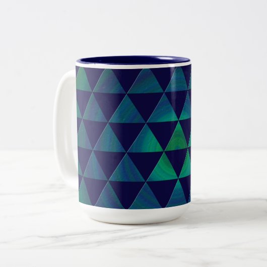 Blaues grünes Mandala geometrisches Dreieck-Muster Zweifarbige Tasse (Vorderseite Links)