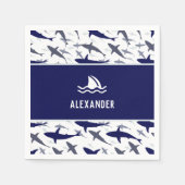 Blaues Hai Muster mit Name Boy Birthday Party Serviette (Vorderseite)