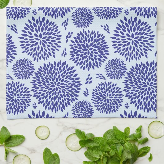 Blaues handgezeichnet Blume-Muster Geschirrtuch (Gefaltet)