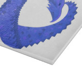Blaues Herzdrachen in Weiß Schneidebrett (Ecke)