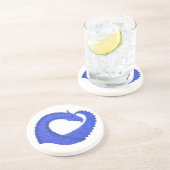 Blaues Herzdrachen in Weiß Untersetzer (Seite)