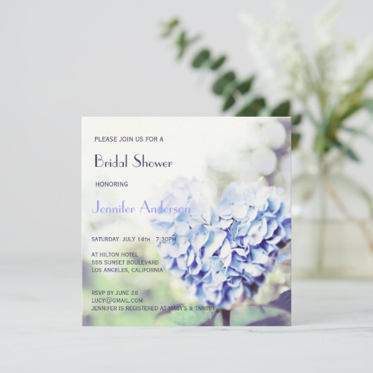 Blaues Hydrangea-Brautparty Einladung (Stehend Vorderseite)