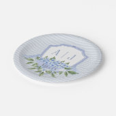 Blaues Hydrangea Monogramm Wappen mit Streifen Pappteller (Schrägansicht)