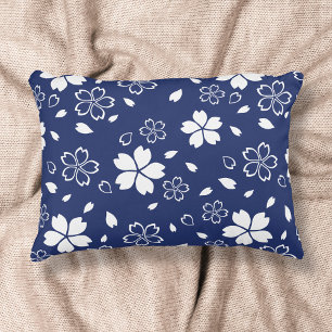Blaues Kirschblüte-Muster Zierkissen