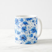 Blaues Kornblumen-Typ-Blumenmuster Überall Kaffeetasse (VorderseiteRechts)