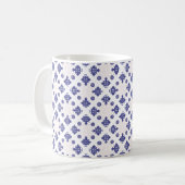 Blaues Kreuz-Anhänger-Muster Kaffeetasse (Vorderseite Links)